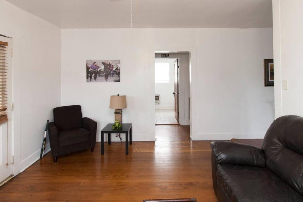 לאפאייט Cajun Stays - Cajun Hostel II - The Black Room מראה חיצוני תמונה